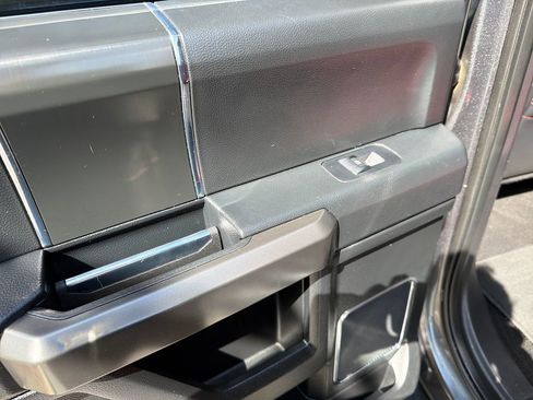 Used 2018 Ford F150 Lariat image 20