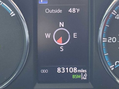 Used 2017 Toyota RAV4 Limited w/ Advanced Technology Package image 29