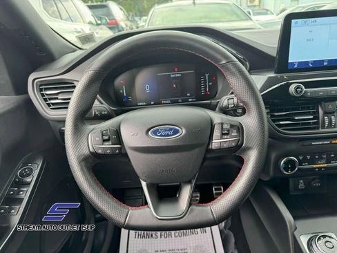 Used 2024 Ford Escape ST-Line image 14