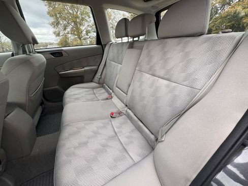 Used 2010 Subaru Forester 2.5X image 13