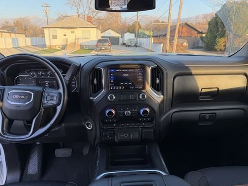 Used 2021 GMC Sierra 2500 AT4 image 7