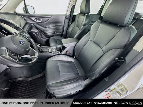 Used 2020 Subaru Forester Touring AWD/4WD image 22