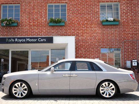 Certified 2022 Rolls-Royce Ghost AWD/4WD image 3