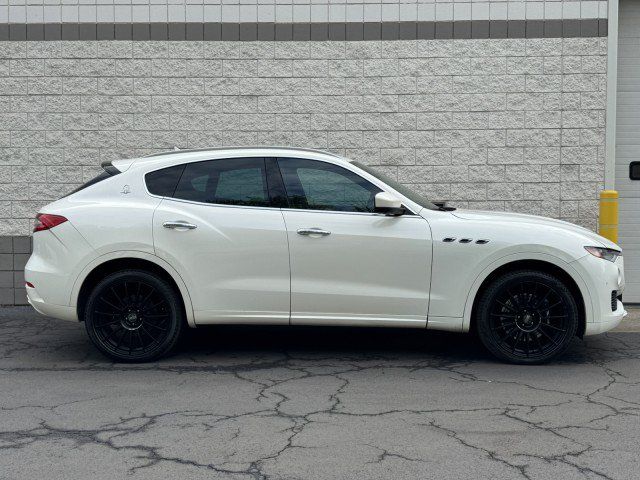 Used 2017 Maserati Levante S AWD/4WD image 15