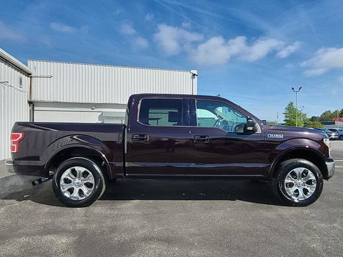 Used 2019 Ford F150 Lariat RWD image 6