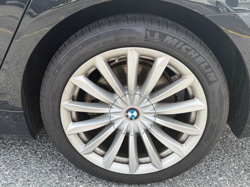 Used 2022 BMW 740i RWD image 8