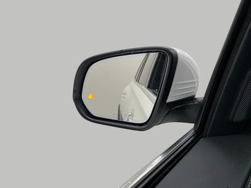 New 2026 Mercedes-Benz GLS 450 4MATIC image 22