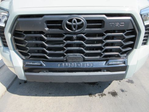 Used 2024 Toyota Tundra Limited w/ TRD Off-Road Package AWD/4WD image 17