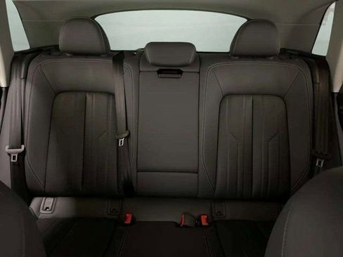 Used 2024 Audi Q8 e-tron Premium Plus w/ Premium Plus Package image 77