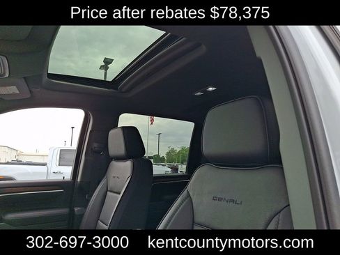 New 2026 GMC Sierra 2500 Denali w/ Denali Reserve Package AWD/4WD image 14