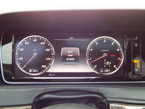 Used 2015 Mercedes-Benz S 550 Sedan w/ Sport Package w/ Sport Package image 13