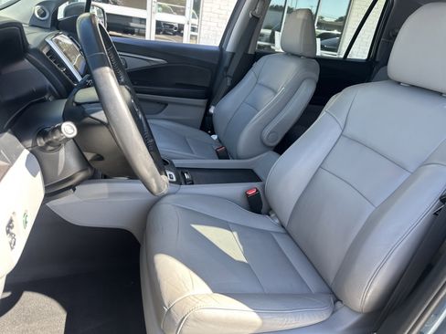 Used 2017 Honda Pilot EX-L image 10
