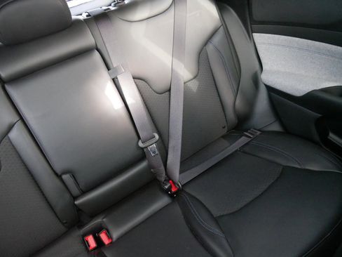 Used 2022 Jeep Compass Latitude image 14