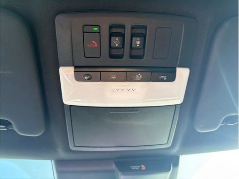 Used 2024 Mitsubishi Outlander SEL image 20