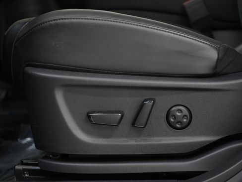 Used 2023 Nissan Ariya ENGAGE e-4ORCE image 22