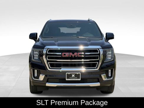 Used 2023 GMC Yukon SLT w/ SLT Premium Package AWD/4WD image 3