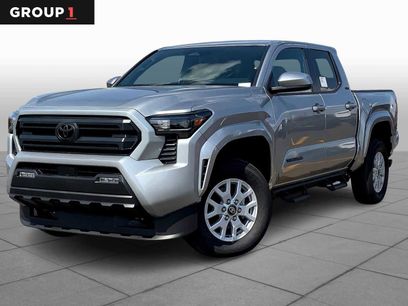 New 2025 Toyota Tacoma SR5