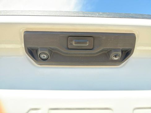 Used 2023 Chevrolet Silverado 1500 LT AWD/4WD image 35