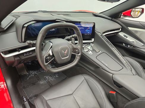 Used 2022 Chevrolet Corvette Stingray Preferred Conv w/ Z51 Performance Package RWD image 9