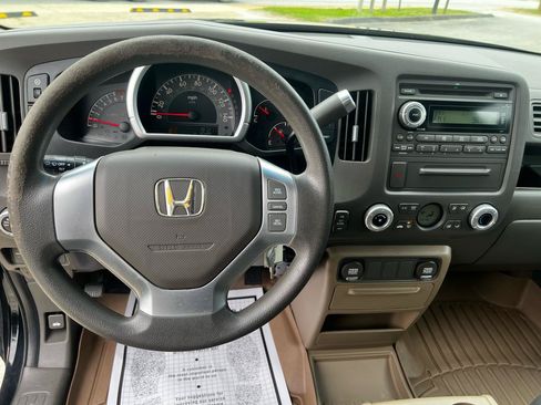 Used 2006 Honda Ridgeline RT image 16