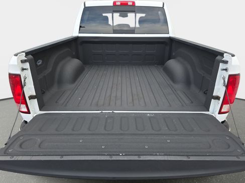 Used 2017 RAM 1500 Big Horn image 14