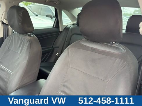 Used 2023 Volkswagen Jetta SEL FWD image 12