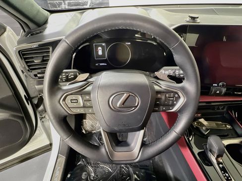 Used 2024 Lexus NX 350 AWD image 11