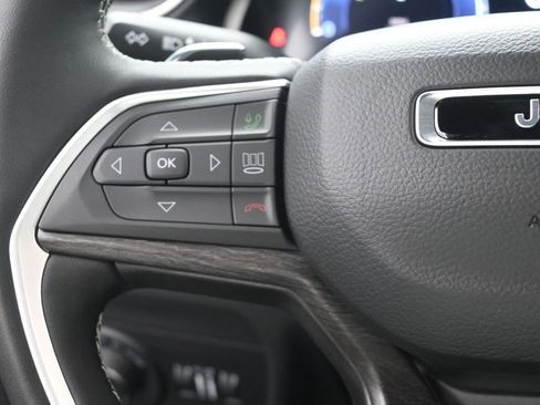 New 2025 Jeep Grand Cherokee L Limited w/ Black Appearance Package image 23