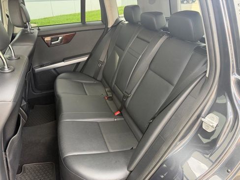 Used 2010 Mercedes-Benz GLK 350 4MATIC image 24