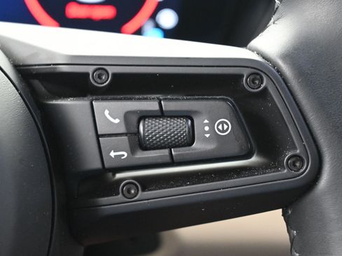 Certified 2025 Porsche Macan 4 Electric image 24