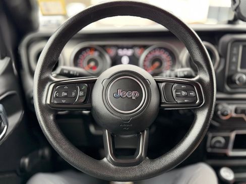 Used 2023 Jeep Wrangler Sport S image 18