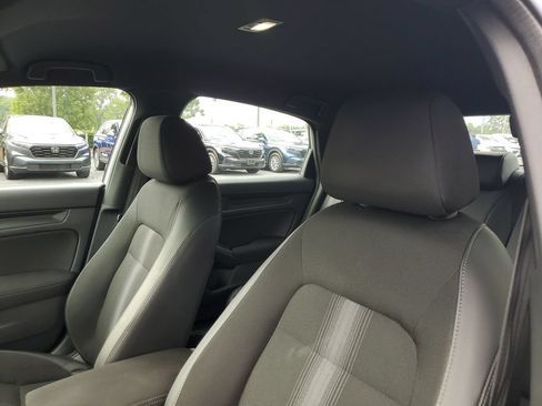 Used 2025 Honda Civic Sport image 16