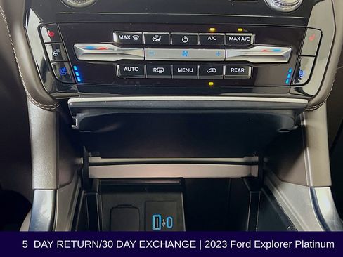 Used 2023 Ford Explorer Platinum w/ Technology Package AWD/4WD image 22