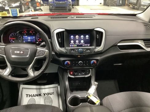 Used 2023 GMC Terrain SLE w/ Driver Convenience Package image 11