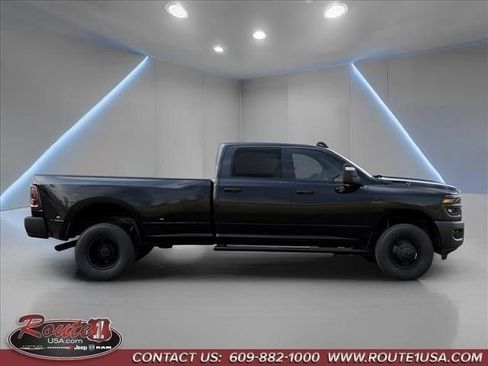 New 2026 RAM 3500 Tradesman AWD/4WD image 21