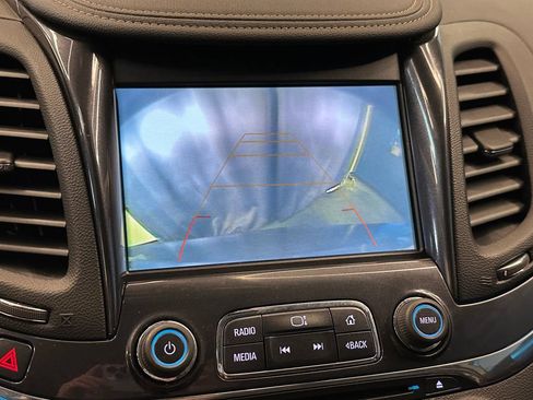 Used 2019 Chevrolet Impala Premier w/ Premier Convenience Package FWD image 14
