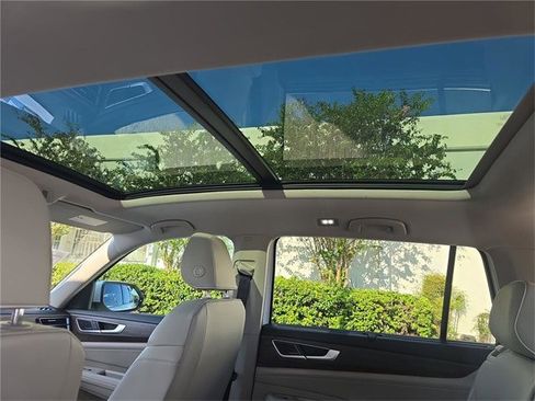 New 2026 Volkswagen Atlas SEL Premium R-Line image 30