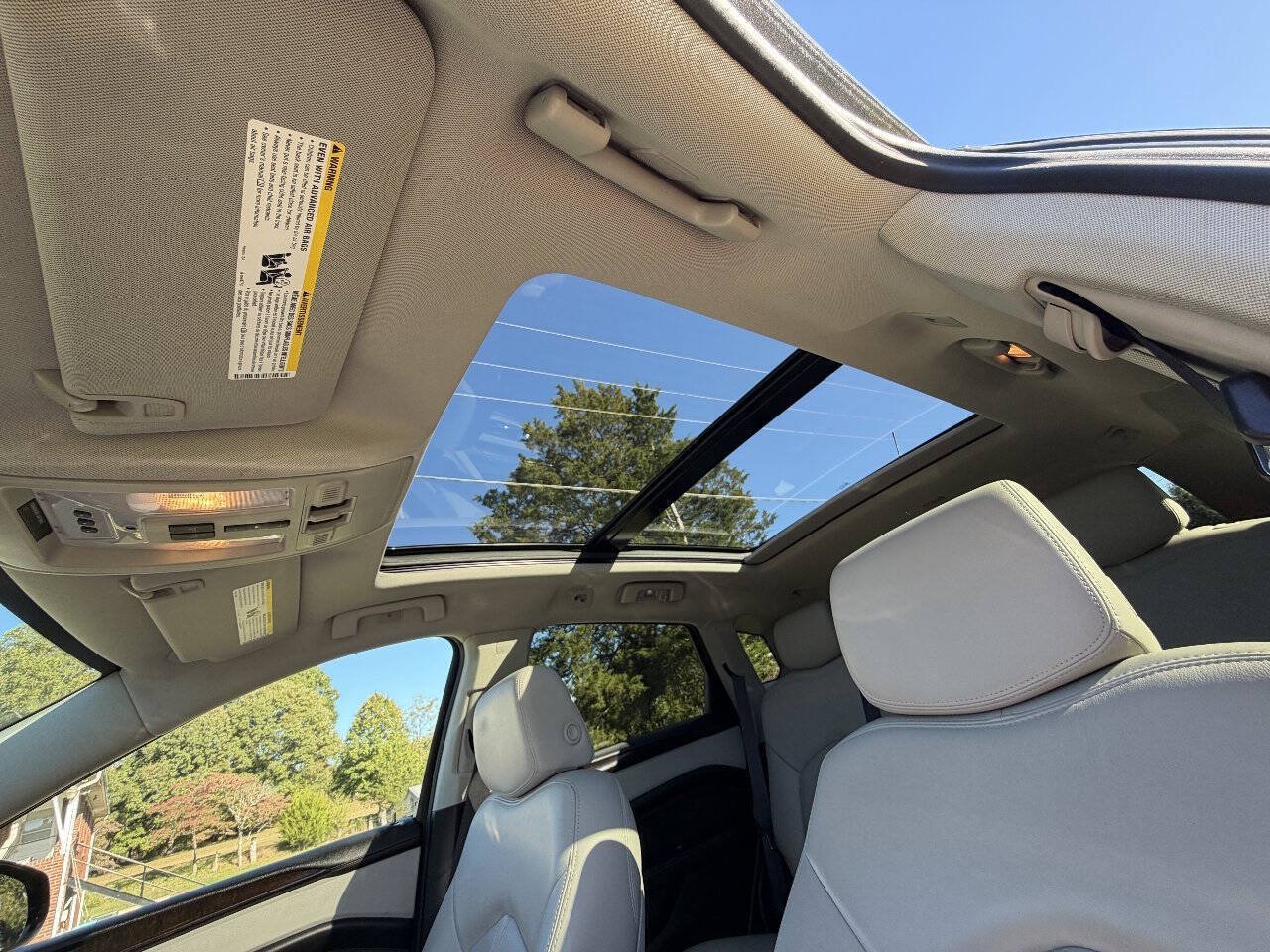 Used 2015 Cadillac SRX Performance w/ Driver Awareness Package FWD image 31