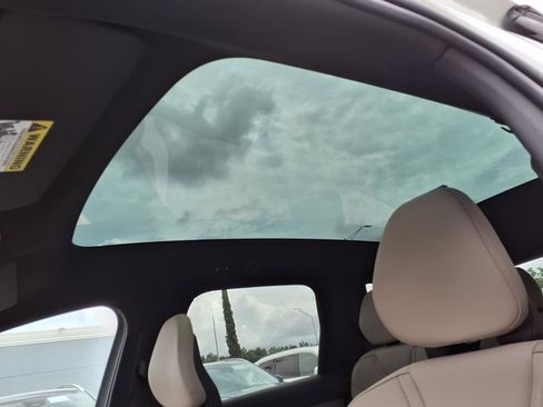 Certified 2025 Volvo EX90 Ultra AWD/4WD image 24