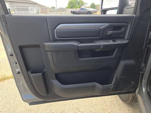 New 2026 RAM 5500 Tradesman AWD/4WD image 16