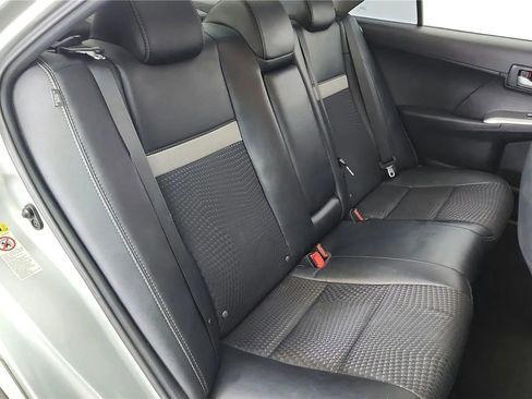 Used 2012 Toyota Camry SE FWD image 46