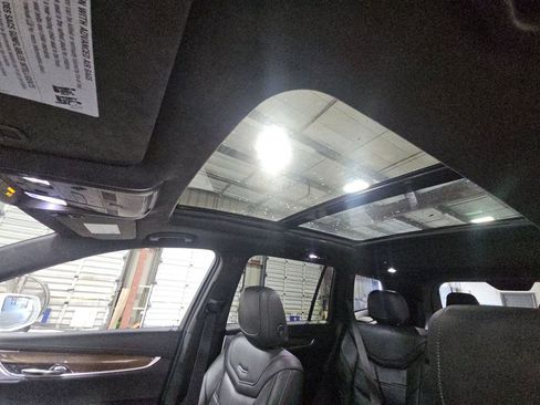 Used 2020 Cadillac XT6 Sport w/ Platinum Package image 12