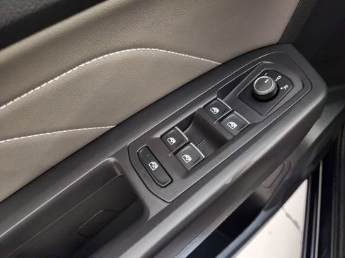 Used 2023 Volkswagen Atlas SE w/ Panoramic Sunroof Package FWD image 23