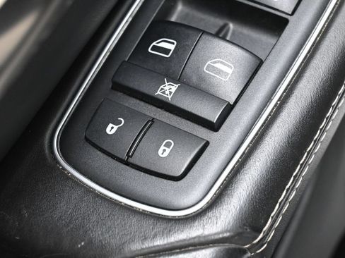 Used 2019 RAM 1500 Limited AWD/4WD image 14