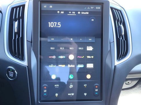 Used 2022 Ford Edge SE w/ Black Appearance Package AWD/4WD image 17