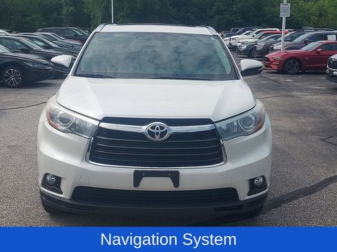 Used 2015 Toyota Highlander XLE AWD/4WD image 2