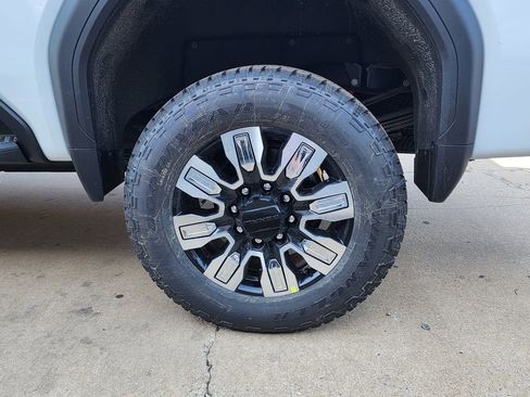 New 2026 GMC Sierra 2500 Denali w/ Denali Reserve Package image 57