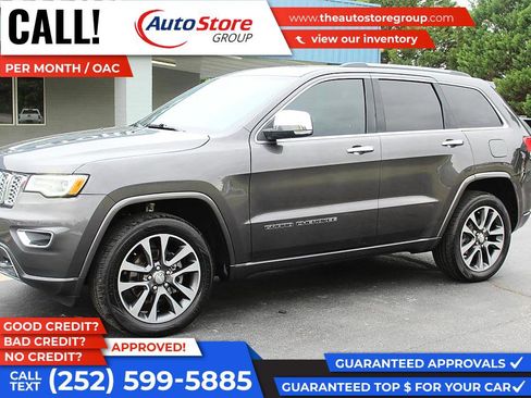 Used 2017 Jeep Grand Cherokee Overland AWD/4WD image 2