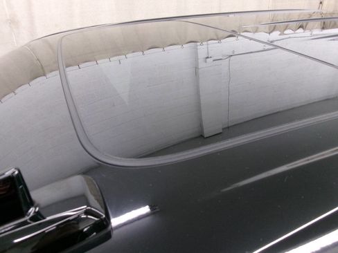 Used 2019 GMC Sierra 1500 SLT w/ SLT Premium Package image 3