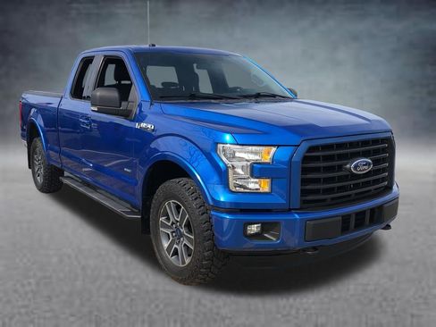 Used 2016 Ford F150 XLT w/ Equipment Group 302A Luxury image 13